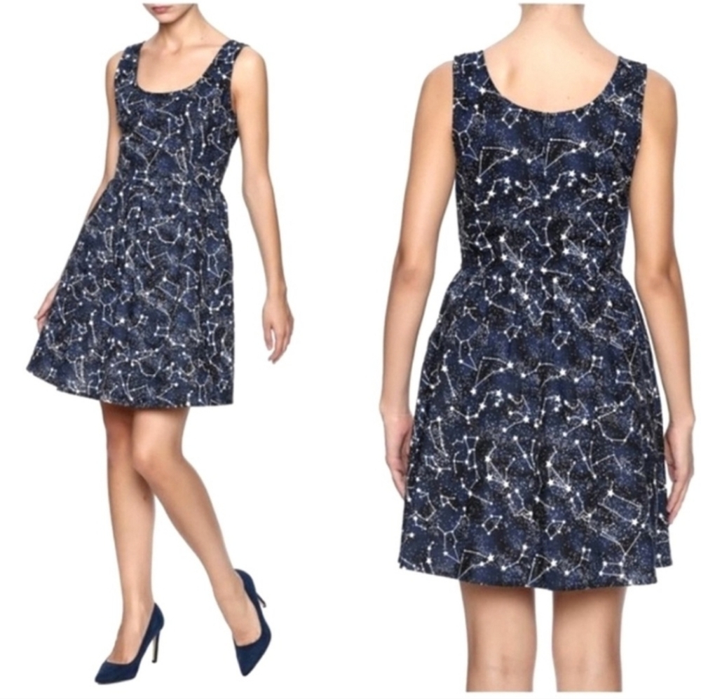 Retrolicious Constellation Glow In The Dark Dress Size Medium